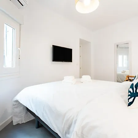 Alcaine Center Apartment *